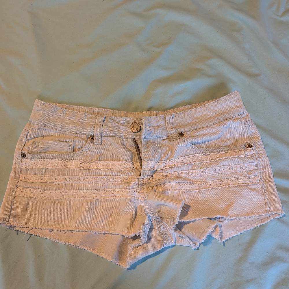 SO Women's Light Denim Lace Trim Shorts